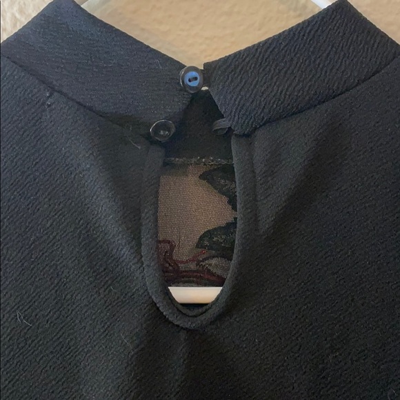 Black floral blouse - Picture 4 of 5